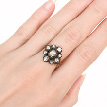 Load image into Gallery viewer, Antique Georgian Rose Cut Diamond Cluster Ring