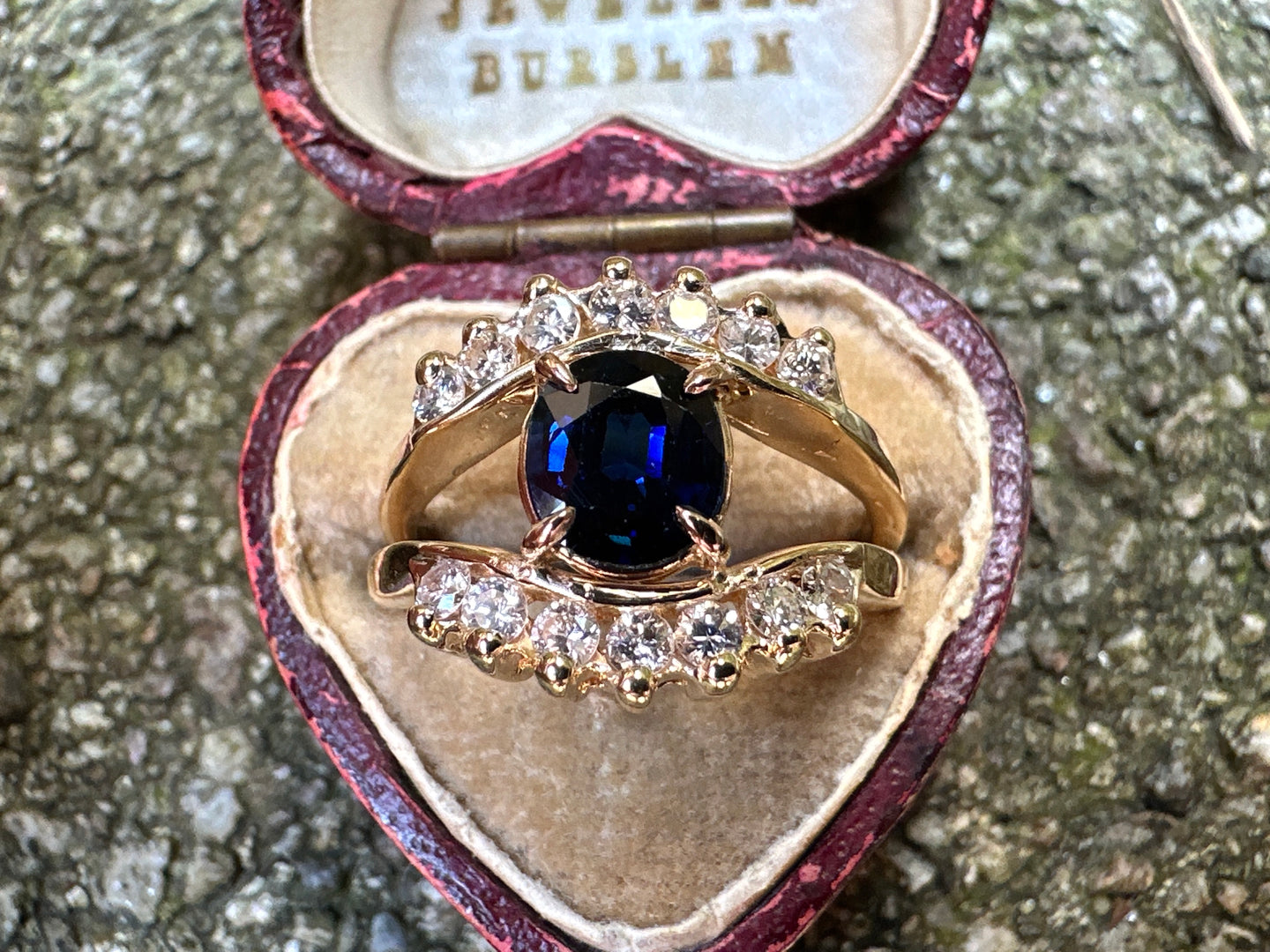 -RESERVED- SAPPHIRE AND DIAMOND EYE RING IN 18KT YELLOW GOLD