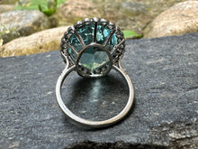 Load image into Gallery viewer, IMPRESSIVE AQUAMARINE AND DIAMOND RING IN 18KT WHITE GOLD
