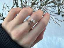 Load image into Gallery viewer, ART NOUVEAU FLORAL DIAMOND RING IN 18KT YELLOW GOLD AND PLATINUM
