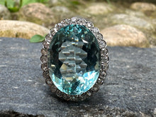 Load image into Gallery viewer, IMPRESSIVE AQUAMARINE AND DIAMOND RING IN 18KT WHITE GOLD
