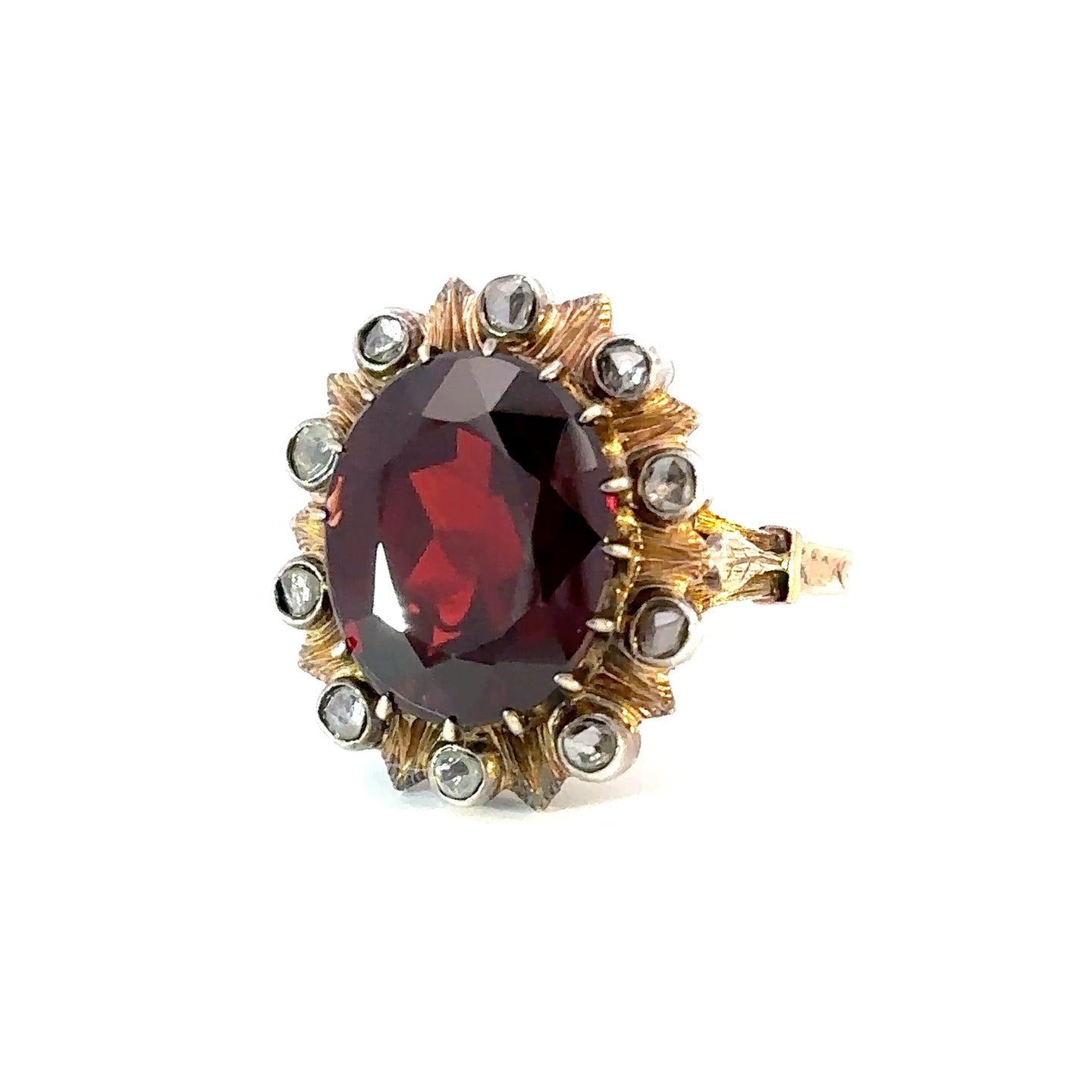 Italian 1930s Garnet & Rose-Cut Diamond Margherita Ring in 18k Gold