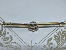 Load image into Gallery viewer, EDWARDIAN CLUSTER DIAMOND BAR BROOCH
