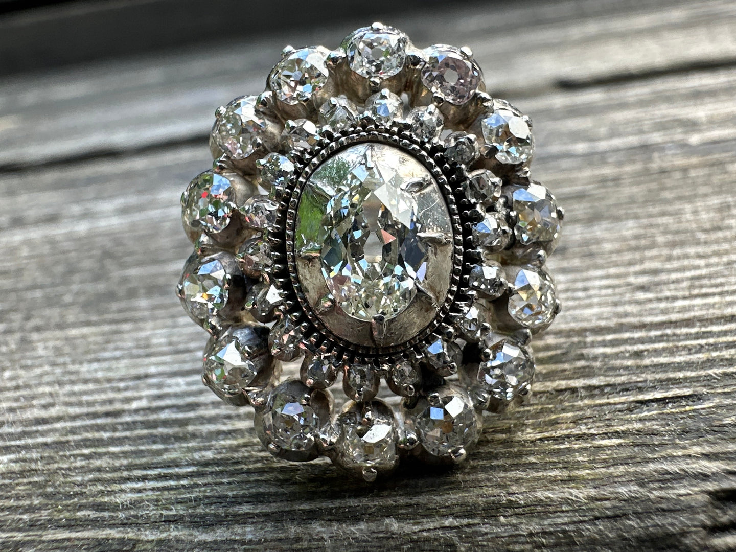 ANTIQUE CLUSTER OLD CUT DIAMOND RING