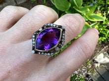 Load image into Gallery viewer, VINTAGE AMETHYST AND DIAMOND RING IN 14KT GOLD
